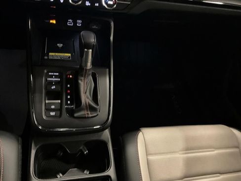 Used 2024 Honda CR-V Sport Touring image 5