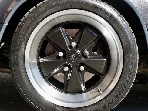Used 1987 Porsche 911 Carrera RWD image 90
