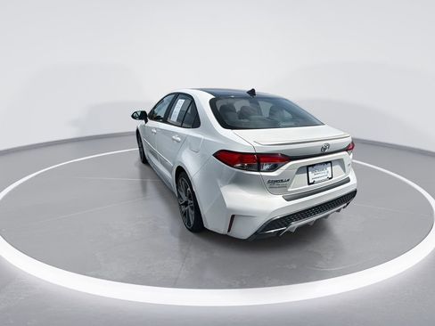 Used 2021 Toyota Corolla SE image 6