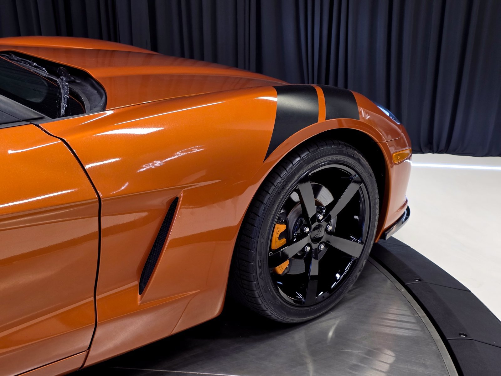 Used 2008 Chevrolet Corvette Coupe w/ Preferred Equipment Group RWD image 5