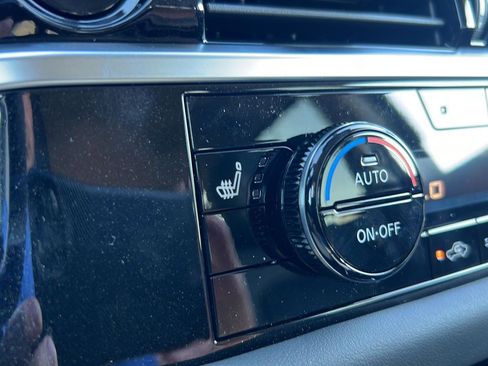 New 2025 Nissan Pathfinder SL image 30