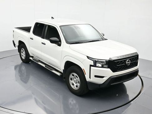Used 2022 Nissan Frontier S w/ Technology Package image 40