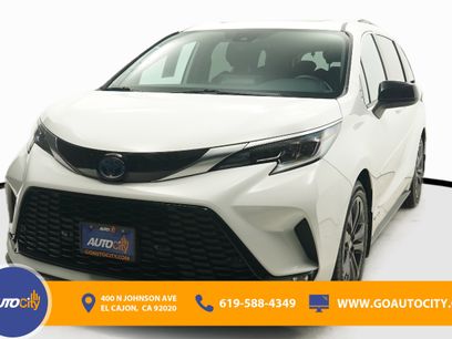Used 2021 Toyota Sienna XSE