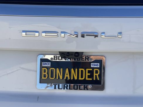 New 2026 GMC Yukon XL Denali w/ Denali Reserve Package AWD/4WD image 31