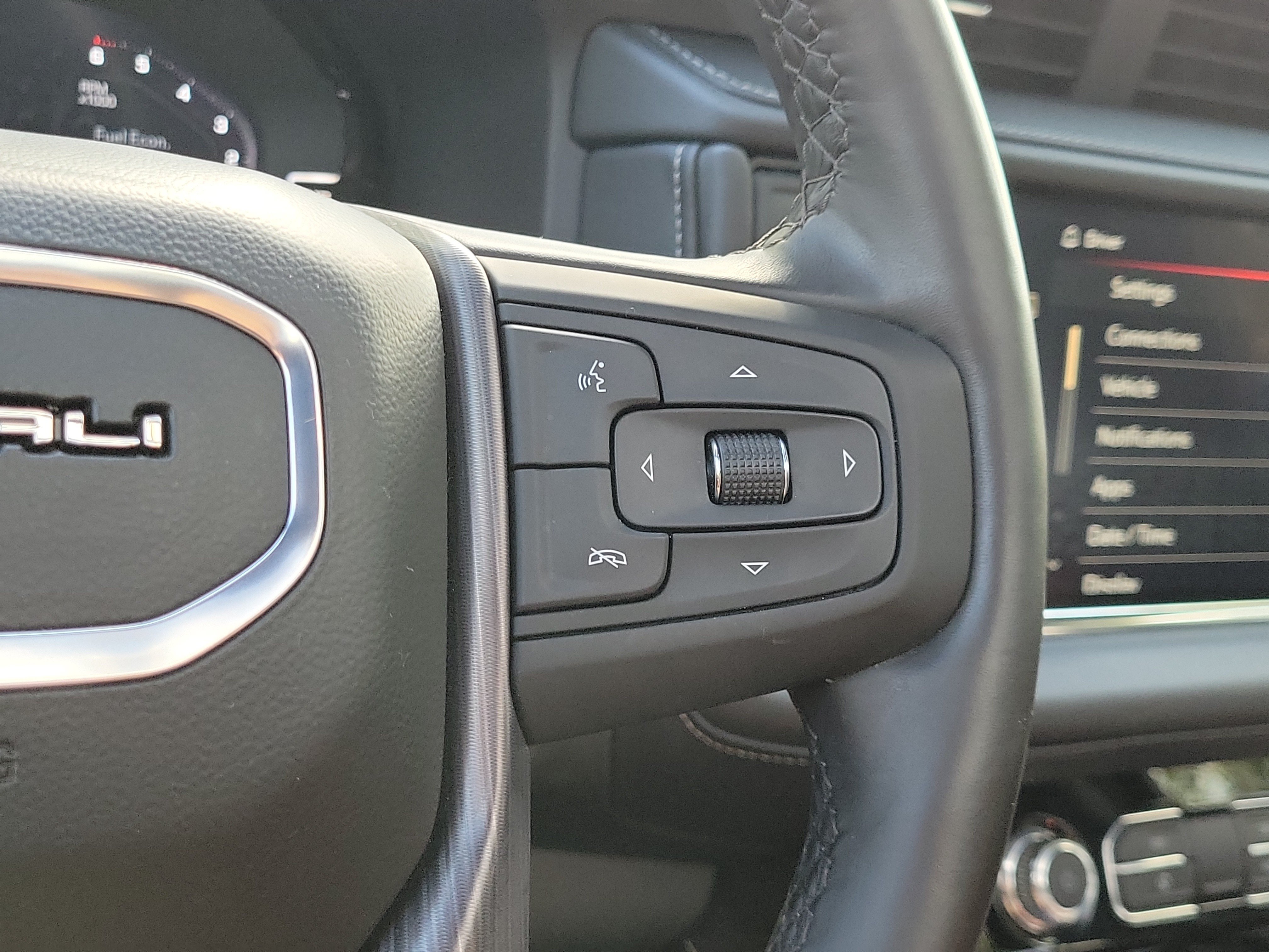 Used 2024 GMC Yukon Denali Ultimate AWD/4WD image 23
