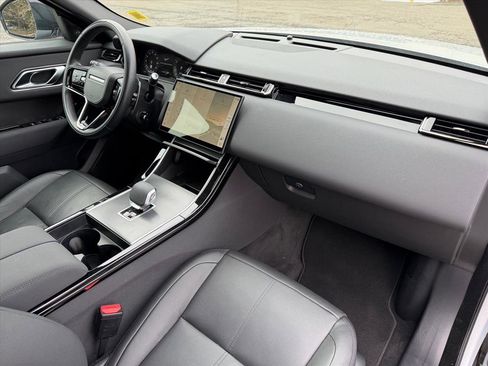 Used 2025 Land Rover Range Rover Velar Dynamic SE image 24