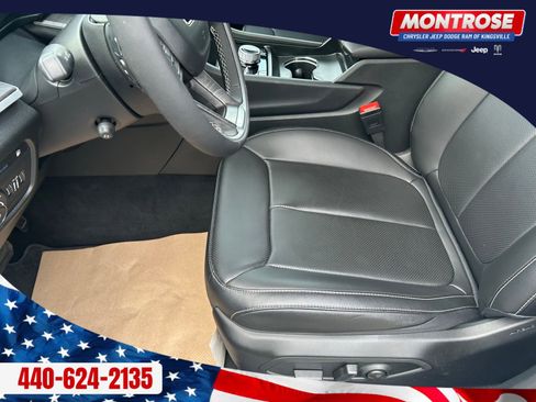 New 2025 Jeep Grand Cherokee Limited 4xe image 19