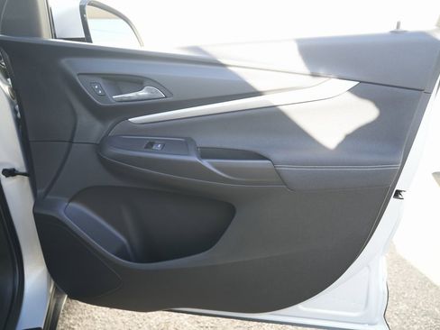 Used 2022 Chevrolet Bolt EUV LT image 31