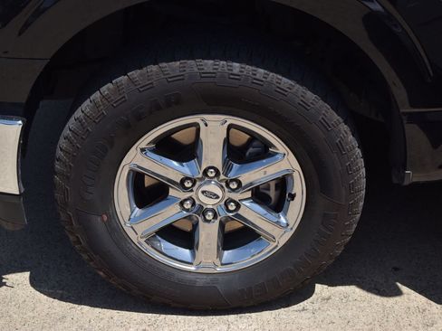 Used 2025 Ford F150 XLT w/ Equipment Group 301A Standard AWD/4WD image 11