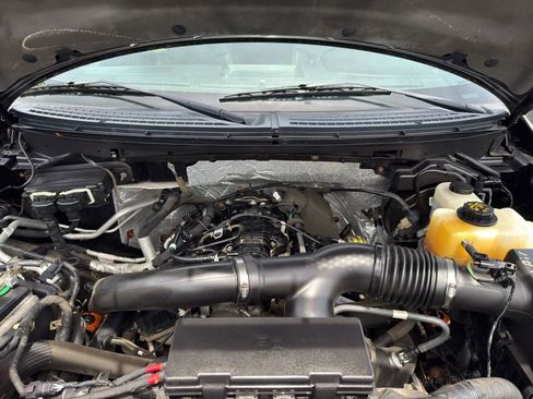 Used 2013 Ford F150 Lariat w/ Mid Equipment Group AWD/4WD image 7