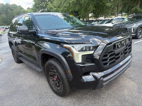 Used 2023 Toyota Sequoia TRD Pro AWD/4WD image 4
