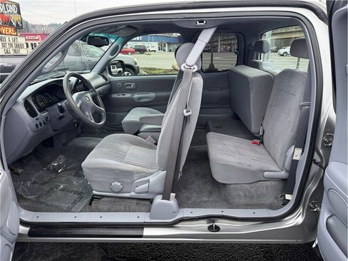 Used 2002 Toyota Tundra SR5 image 11