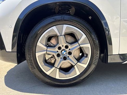 Certified 2025 BMW X1 xDrive28i AWD/4WD image 18