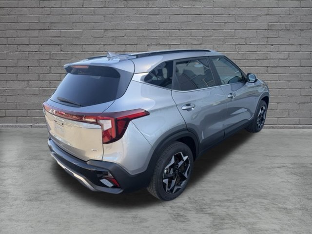 Certified 2025 Kia Seltos EX w/ EX Sunroof Package AWD/4WD image 2
