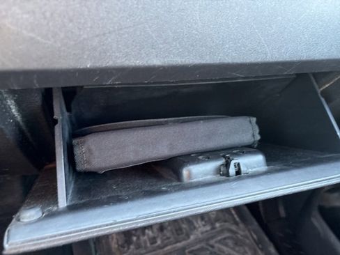 Used 2012 Ford F150 XLT w/ XLT Chrome Pkg image 27