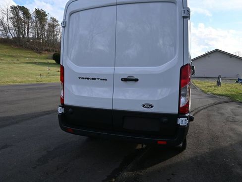 New 2026 Ford Transit 250 148 Medium Roof RWD image 19