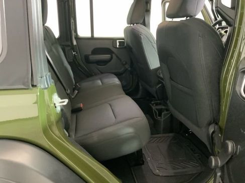 Used 2021 Jeep Wrangler Unlimited Sport image 27