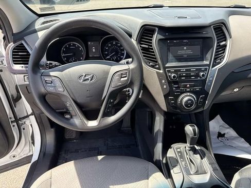 Used 2017 Hyundai Santa Fe Sport FWD image 17