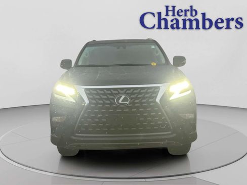 Used 2023 Lexus GX 460 Premium w/ Premium Package image 2