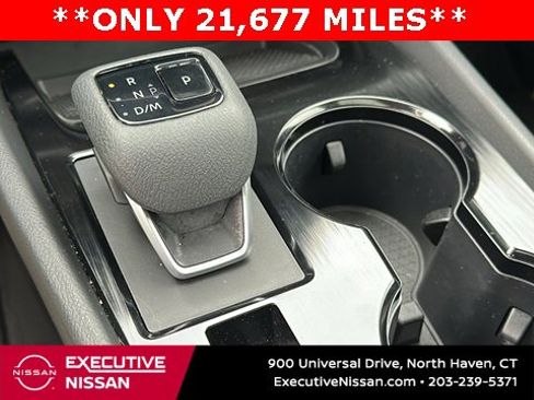 Certified 2022 Nissan Rogue SV w/ SV Premium Package image 18