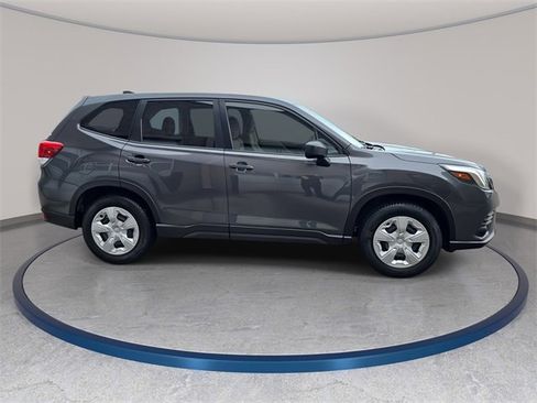Used 2023 Subaru Forester image 5