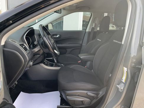 Used 2021 Jeep Compass Sport image 8