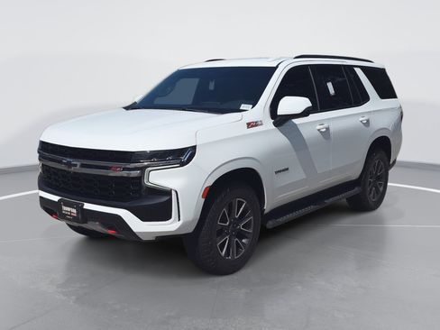 Used 2022 Chevrolet Tahoe Z71 w/ Z71 Off-Road Package AWD/4WD image 7
