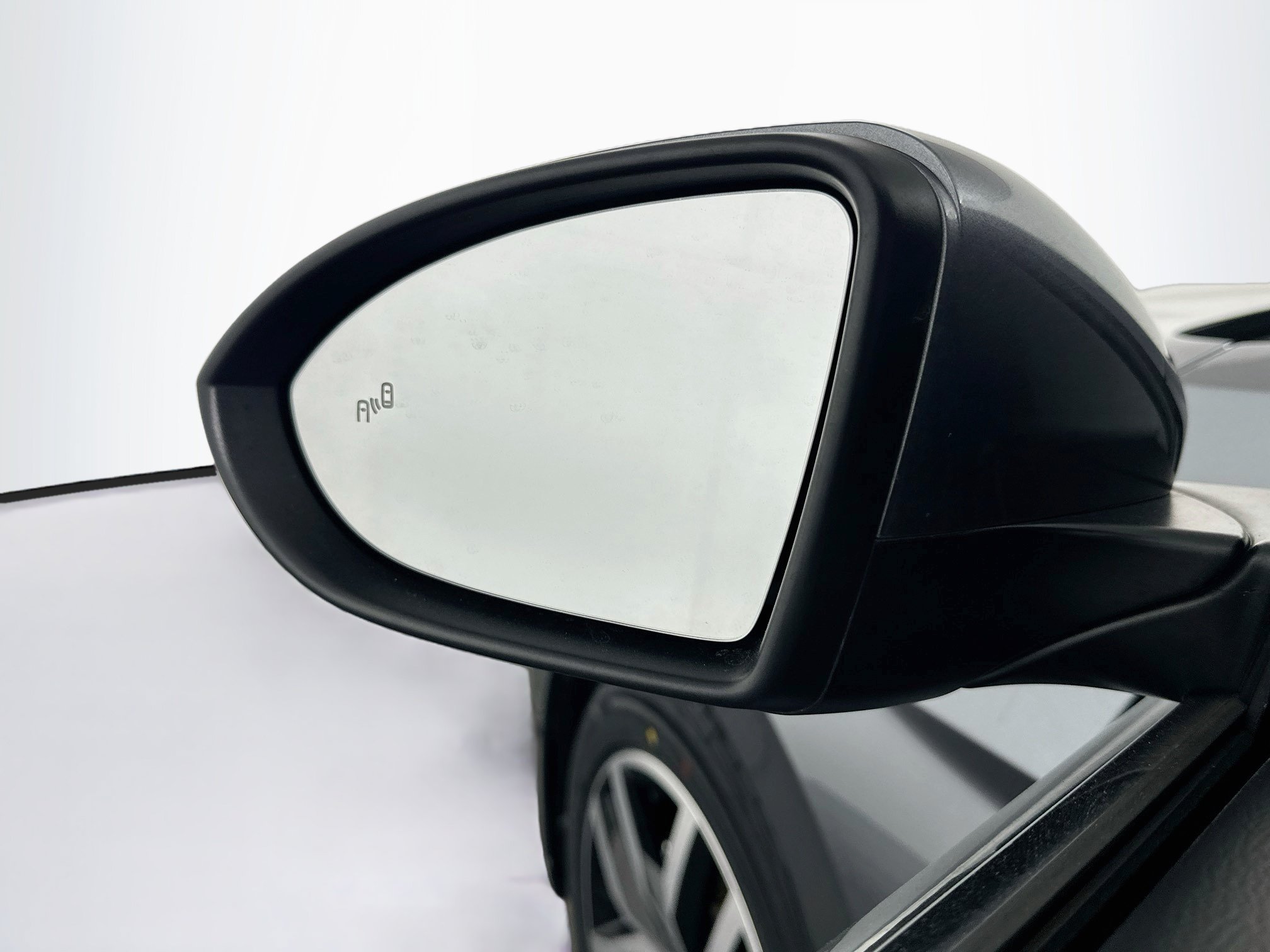 Used 2025 Volkswagen Jetta SE FWD image 16