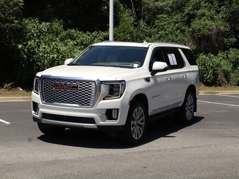 Used 2021 GMC Yukon Denali w/ Denali Ultimate Package AWD/4WD image 5