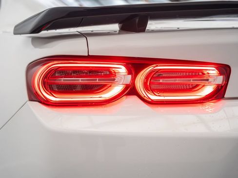 Used 2023 Chevrolet Camaro LT RWD image 8