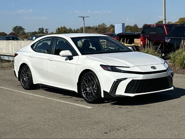 Used 2025 Toyota Camry SE w/ Convenience Package AWD/4WD image 29