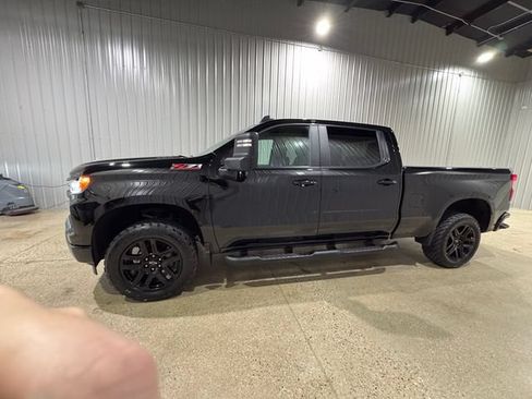 Used 2025 Chevrolet Silverado 1500 RST w/ Z71 Off-Road Package AWD/4WD image 2
