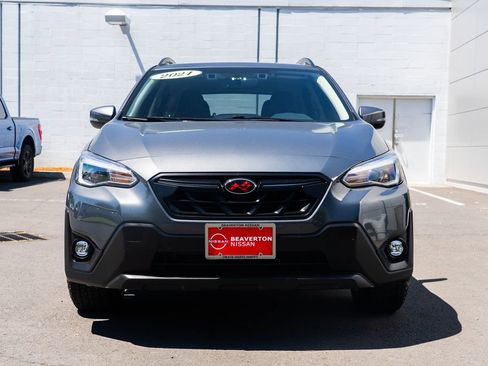 Used 2021 Subaru Crosstrek 2.5i Limited w/ Moonroof Package 2 AWD/4WD image 2