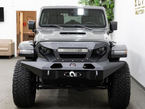 Used 2022 Jeep Wrangler Unlimited Rubicon w/ Trailer Tow Package AWD/4WD image 12