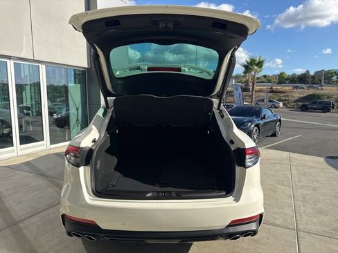 Certified 2022 Maserati Levante Modena image 11