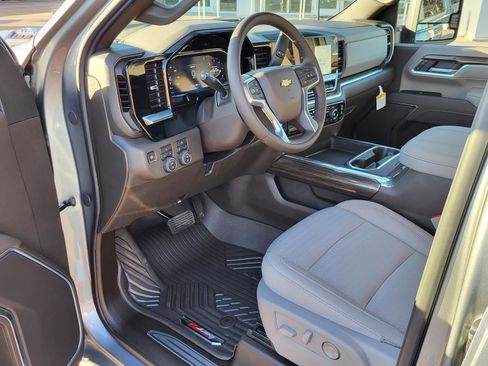 New 2026 Chevrolet Silverado 3500 LT w/ Convenience Package image 13