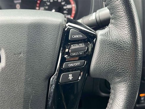 Used 2022 Nissan Frontier PRO-4X w/ Pro-4X Premium Package image 22