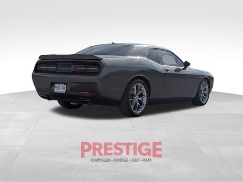 Used 2022 Dodge Challenger GT image 7