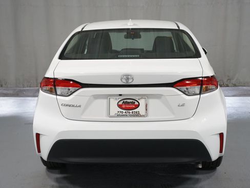 Certified 2025 Toyota Corolla LE FWD image 7