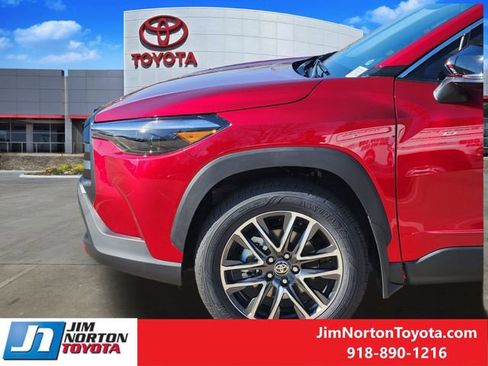 New 2026 Toyota Corolla Cross XLE image 6