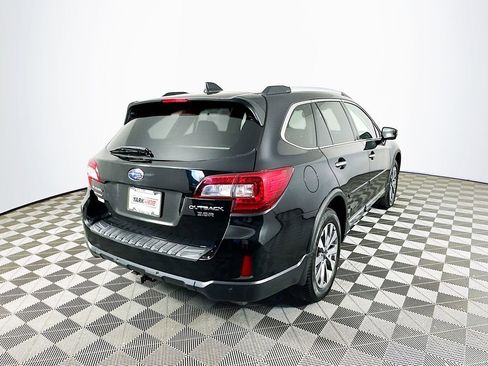 Used 2017 Subaru Outback 3.6R Touring AWD/4WD image 10