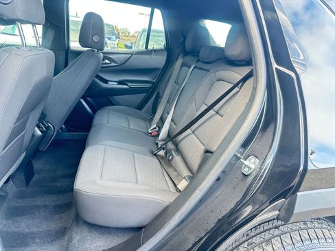 Used 2025 Chevrolet Equinox LT image 37