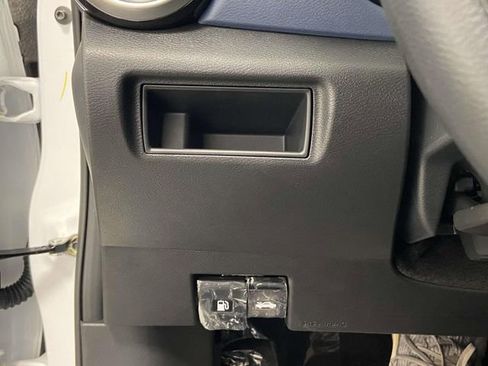 New 2025 Nissan Versa SV w/ Trunk Package image 20