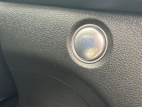 Used 2020 Hyundai Santa Fe SEL w/ Convenience + Premium Package image 34