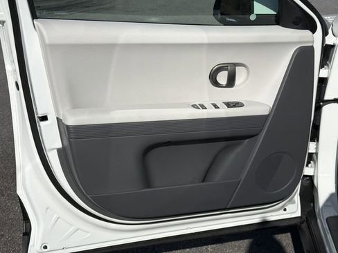 New 2026 Hyundai Ioniq 5 SEL image 10