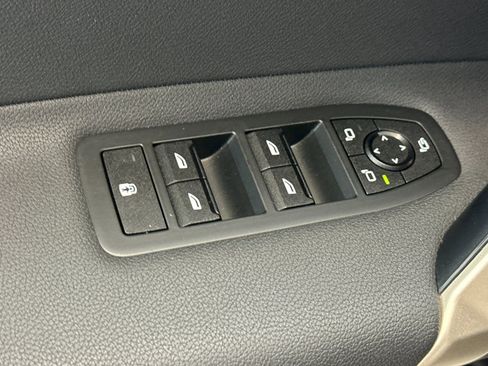 Certified 2023 BMW iX xDrive50 AWD/4WD image 14