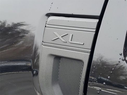 New 2026 Ford Maverick XL image 30