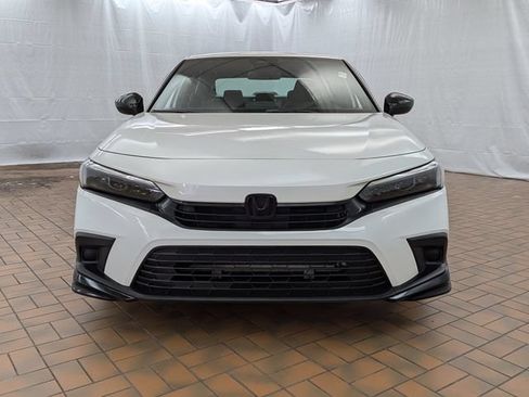 Used 2022 Honda Civic Sport image 2