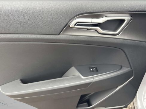New 2026 Kia Sportage S AWD/4WD image 18