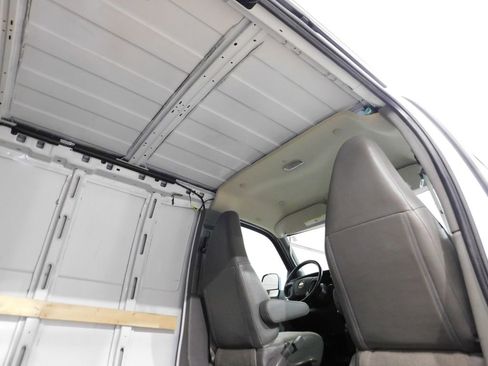 Used 2023 Chevrolet Express 3500 Extended w/ Driver Convenience Package RWD image 66